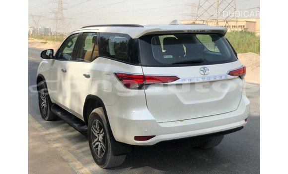 Buy Import Toyota Fortuner White Car in Import - Dubai in Enga Buy Import Toyota Fortuner White Car in Import - Dubai in Enga