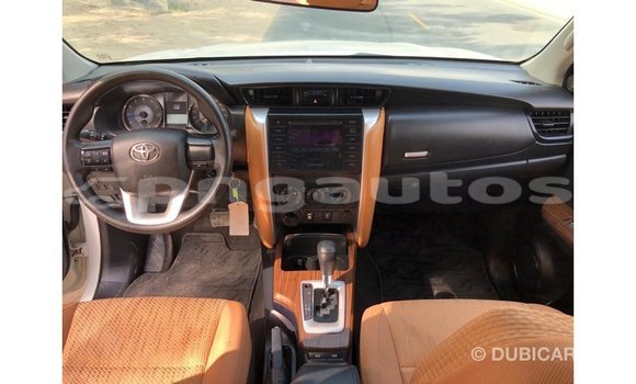 Buy Import Toyota Fortuner White Car in Import - Dubai in Enga Buy Import Toyota Fortuner White Car in Import - Dubai in Enga