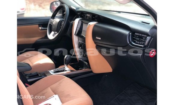 Buy Import Toyota Fortuner White Car in Import - Dubai in Enga Buy Import Toyota Fortuner White Car in Import - Dubai in Enga