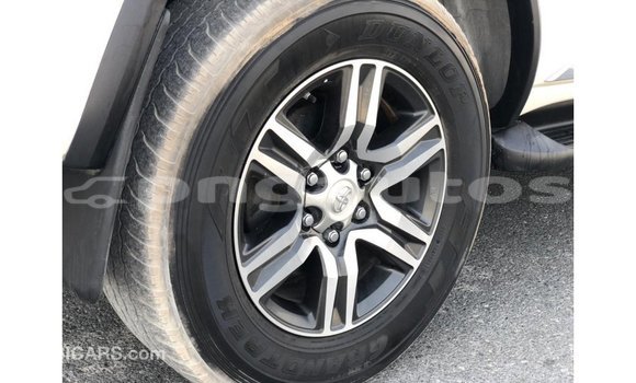 Buy Import Toyota Fortuner White Car in Import - Dubai in Enga Buy Import Toyota Fortuner White Car in Import - Dubai in Enga