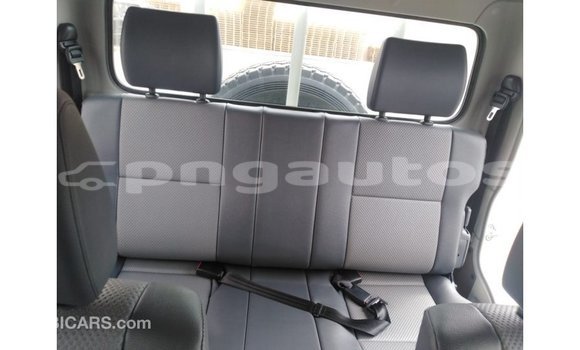 Buy Import Toyota Land Cruiser White Car in Import - Dubai in Enga Buy Import Toyota Land Cruiser White Car in Import - Dubai in Enga