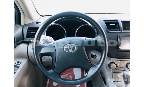 Buy Import Toyota Highlander Other Car in Import - Dubai in Enga Buy Import Toyota Highlander Other Car in Import - Dubai in Enga