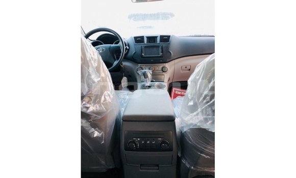 Buy Import Toyota Highlander Other Car in Import - Dubai in Enga Buy Import Toyota Highlander Other Car in Import - Dubai in Enga