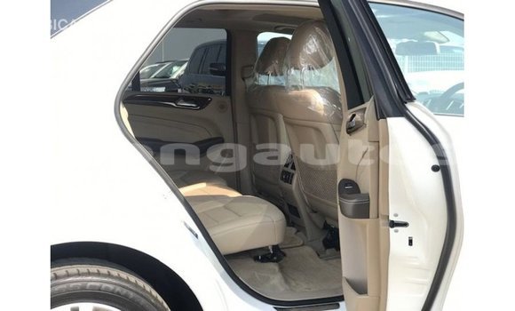 Buy Import Mercedes-Benz 190 White Car in Import - Dubai in Enga Buy Import Mercedes-Benz 190 White Car in Import - Dubai in Enga
