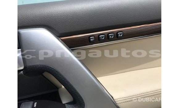 Buy Import Toyota Land Cruiser White Car in Import - Dubai in Enga Buy Import Toyota Land Cruiser White Car in Import - Dubai in Enga