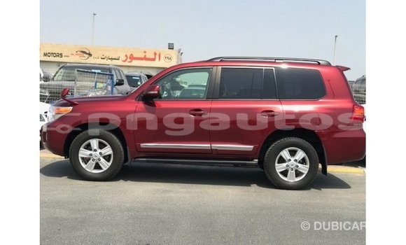 Buy Import Toyota Land Cruiser Red Car in Import - Dubai in Enga Buy Import Toyota Land Cruiser Red Car in Import - Dubai in Enga