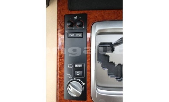 Buy Import Toyota Land Cruiser Red Car in Import - Dubai in Enga Buy Import Toyota Land Cruiser Red Car in Import - Dubai in Enga