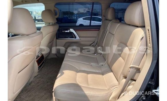 Buy Import Toyota Land Cruiser Black Car in Import - Dubai in Enga Buy Import Toyota Land Cruiser Black Car in Import - Dubai in Enga