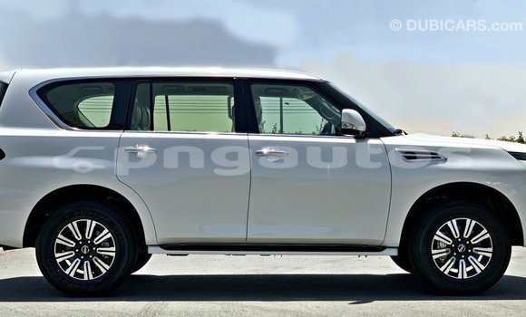 Buy Import Nissan Patrol White Car in Import - Dubai in Enga Buy Import Nissan Patrol White Car in Import - Dubai in Enga
