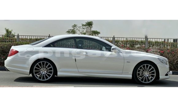 Buy Import Mercedes-Benz 190 White Car in Import - Dubai in Enga Buy Import Mercedes-Benz 190 White Car in Import - Dubai in Enga