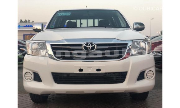 Buy Import Toyota Hilux White Car in Import - Dubai in Enga Buy Import Toyota Hilux White Car in Import - Dubai in Enga