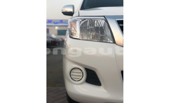 Buy Import Toyota Hilux White Car in Import - Dubai in Enga Buy Import Toyota Hilux White Car in Import - Dubai in Enga