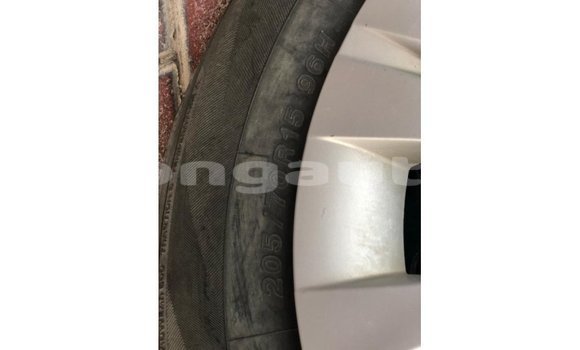 Buy Import Toyota Hilux White Car in Import - Dubai in Enga Buy Import Toyota Hilux White Car in Import - Dubai in Enga