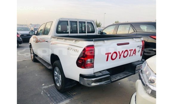 Buy Import Toyota Hilux White Car in Import - Dubai in Enga Buy Import Toyota Hilux White Car in Import - Dubai in Enga