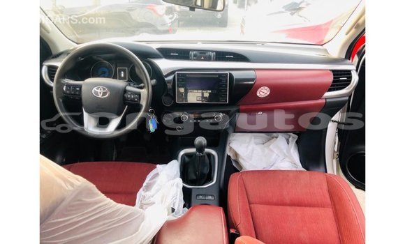 Buy Import Toyota Hilux White Car in Import - Dubai in Enga Buy Import Toyota Hilux White Car in Import - Dubai in Enga