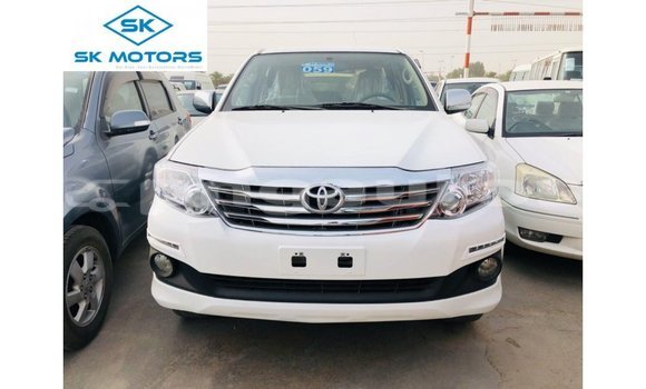 Buy Import Toyota Fortuner White Car in Import - Dubai in Enga