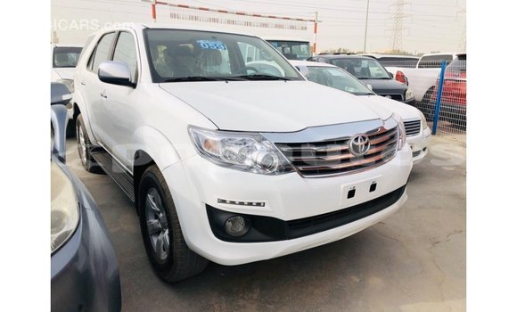 Buy Import Toyota Fortuner White Car in Import - Dubai in Enga Buy Import Toyota Fortuner White Car in Import - Dubai in Enga