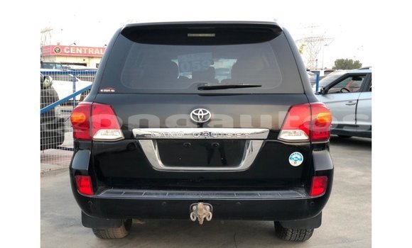 Buy Import Toyota Land Cruiser Black Car in Import - Dubai in Enga Buy Import Toyota Land Cruiser Black Car in Import - Dubai in Enga