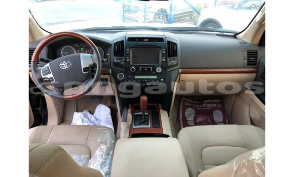 Buy Import Toyota Land Cruiser Black Car in Import - Dubai in Enga Buy Import Toyota Land Cruiser Black Car in Import - Dubai in Enga