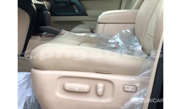 Buy Import Toyota Land Cruiser Black Car in Import - Dubai in Enga Buy Import Toyota Land Cruiser Black Car in Import - Dubai in Enga