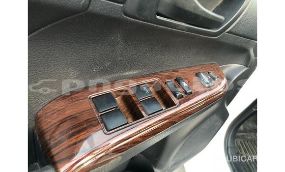 Buy Import Toyota Camry White Car in Import - Dubai in Enga Buy Import Toyota Camry White Car in Import - Dubai in Enga