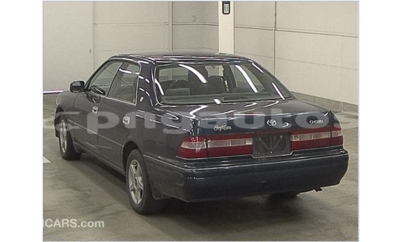 Buy Import Toyota Crown Blue Car in Import - Dubai in Enga Buy Import Toyota Crown Blue Car in Import - Dubai in Enga