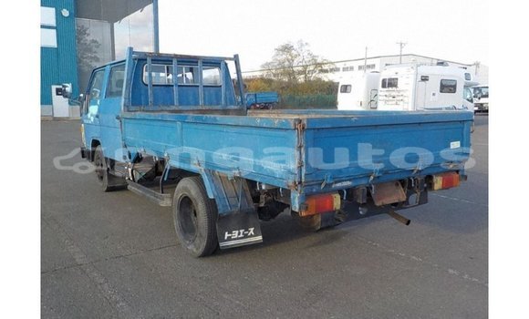Buy Import Toyota Dyna Blue Car in Import - Dubai in Enga Buy Import Toyota Dyna Blue Car in Import - Dubai in Enga