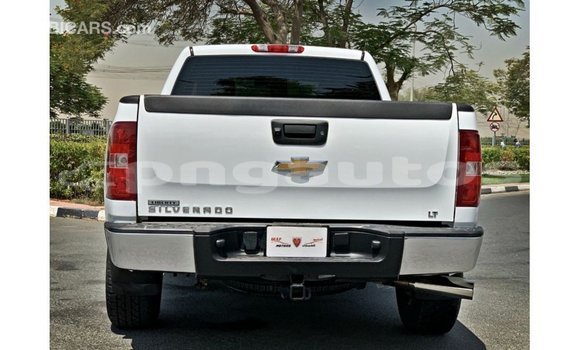 Buy Import Chevrolet Silverado White Car in Import - Dubai in Enga Buy Import Chevrolet Silverado White Car in Import - Dubai in Enga
