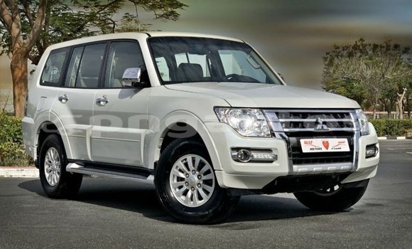 Buy Import Mitsubishi Pajero White Car in Import - Dubai in Enga Buy Import Mitsubishi Pajero White Car in Import - Dubai in Enga