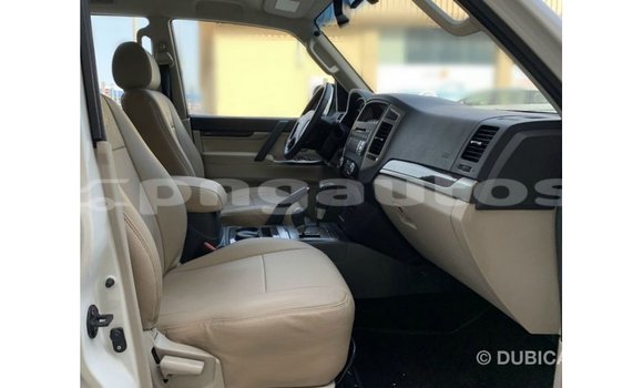 Buy Import Mitsubishi Pajero White Car in Import - Dubai in Enga Buy Import Mitsubishi Pajero White Car in Import - Dubai in Enga
