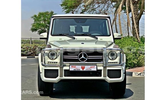 Buy Import Mercedes-Benz 190 White Car in Import - Dubai in Enga Buy Import Mercedes-Benz 190 White Car in Import - Dubai in Enga