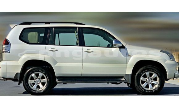 Buy Import Toyota Prado White Car in Import - Dubai in Enga Buy Import Toyota Prado White Car in Import - Dubai in Enga