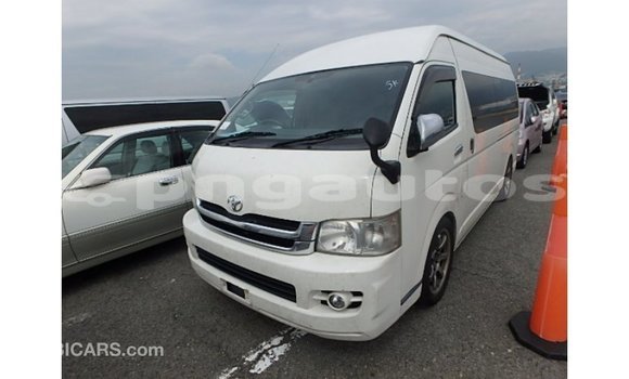 Buy Import Toyota Hiace White Car in Import - Dubai in Enga Buy Import Toyota Hiace White Car in Import - Dubai in Enga