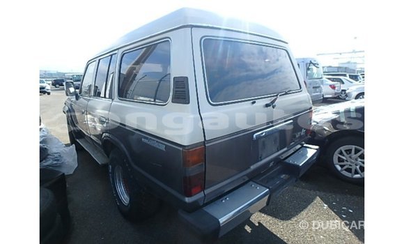 Buy Import Toyota Land Cruiser Other Car in Import - Dubai in Enga Buy Import Toyota Land Cruiser Other Car in Import - Dubai in Enga