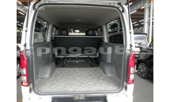 Buy Import Toyota Hiace White Car in Import - Dubai in Enga Buy Import Toyota Hiace White Car in Import - Dubai in Enga