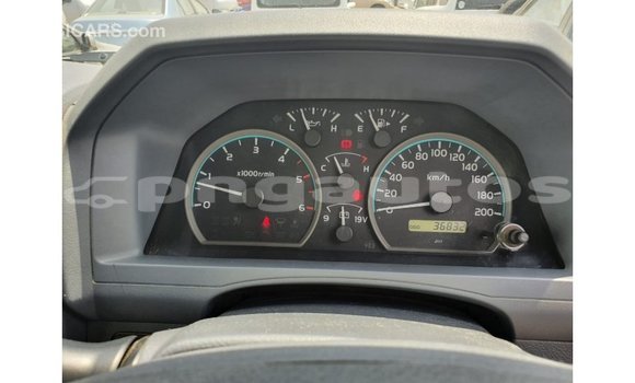 Buy Import Toyota Land Cruiser White Car in Import - Dubai in Enga Buy Import Toyota Land Cruiser White Car in Import - Dubai in Enga