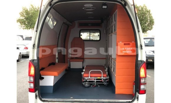 Buy Import Toyota Hiace White Car in Import - Dubai in Enga Buy Import Toyota Hiace White Car in Import - Dubai in Enga