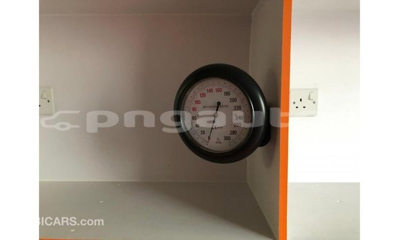 Buy Import Toyota Hiace White Car in Import - Dubai in Enga Buy Import Toyota Hiace White Car in Import - Dubai in Enga