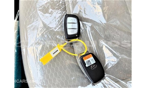 Buy Import Hyundai Elantra White Car in Import - Dubai in Enga Buy Import Hyundai Elantra White Car in Import - Dubai in Enga