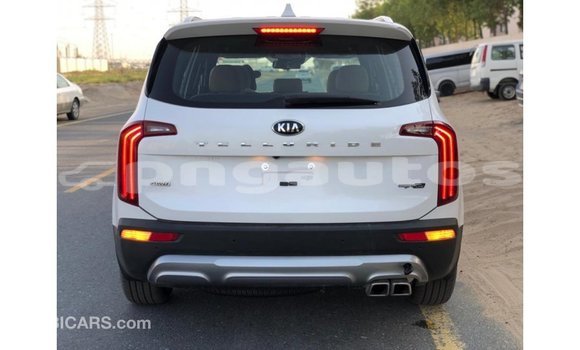 Buy Import Kia Carens White Car in Import - Dubai in Enga Buy Import Kia Carens White Car in Import - Dubai in Enga