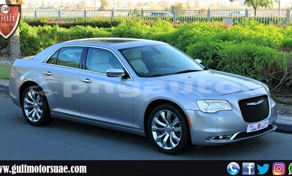 Buy Import Chrysler 300 Other Car in Import - Dubai in Enga