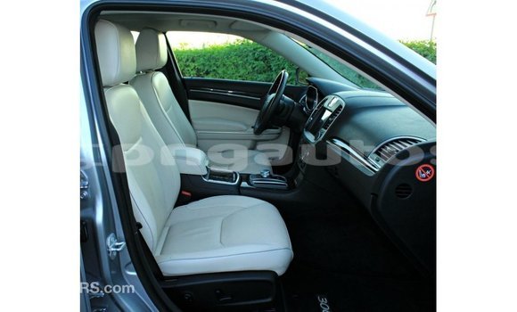 Buy Import Chrysler 300 Other Car in Import - Dubai in Enga Buy Import Chrysler 300 Other Car in Import - Dubai in Enga