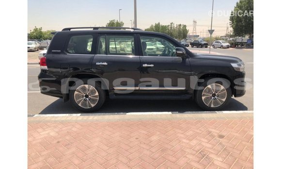 Buy Import Toyota Land Cruiser Black Car in Import - Dubai in Enga Buy Import Toyota Land Cruiser Black Car in Import - Dubai in Enga