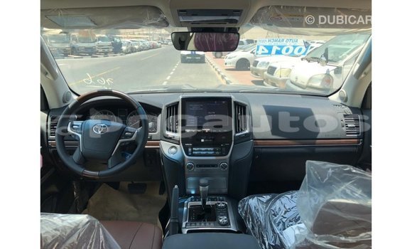Buy Import Toyota Land Cruiser Black Car in Import - Dubai in Enga Buy Import Toyota Land Cruiser Black Car in Import - Dubai in Enga