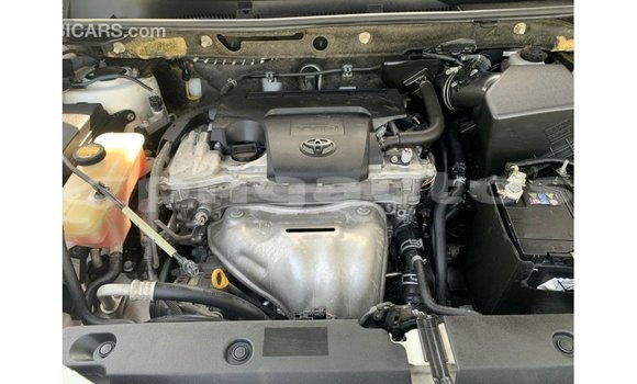 Buy Import Toyota 4Runner White Car in Import - Dubai in Enga Buy Import Toyota 4Runner White Car in Import - Dubai in Enga