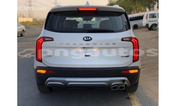 Buy Import Kia Carens White Car in Import - Dubai in Enga Buy Import Kia Carens White Car in Import - Dubai in Enga
