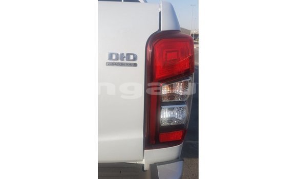 Buy Import Mitsubishi L200 White Car in Import - Dubai in Enga Buy Import Mitsubishi L200 White Car in Import - Dubai in Enga