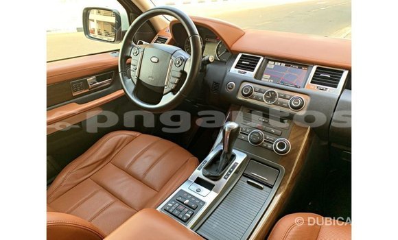 Buy Import Land Rover Range Rover White Car in Import - Dubai in Enga Buy Import Land Rover Range Rover White Car in Import - Dubai in Enga