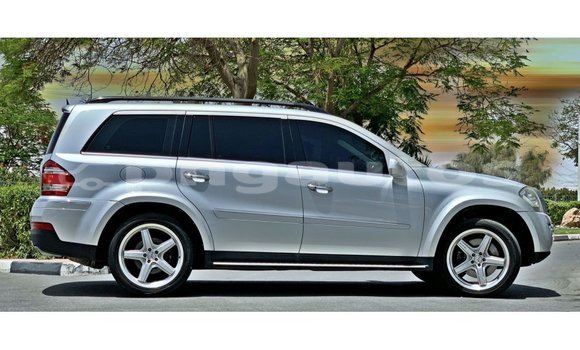 Buy Import Mercedes-Benz 190 Other Car in Import - Dubai in Enga Buy Import Mercedes-Benz 190 Other Car in Import - Dubai in Enga