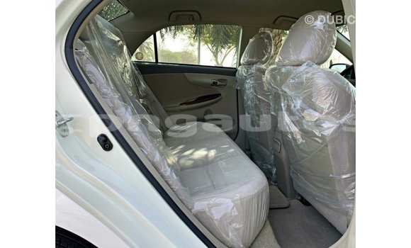 Buy Import Toyota Corolla White Car in Import - Dubai in Enga Buy Import Toyota Corolla White Car in Import - Dubai in Enga